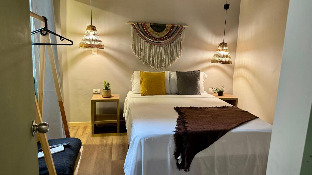 Luum Casa Hotel Manila Medellín Exteriör bild